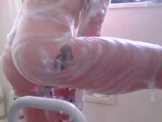 itsurfixxx nude in Live Sex Cam Girls Room