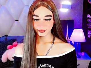 Julia-Lopez nude in Live Sex Cam Girls Room