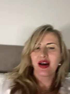 LanaShockk nude strip on cam for live sex video chat