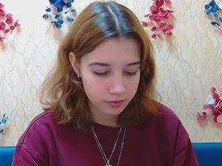 LettyCurly nude in Live Sex Cam Girls Room