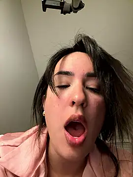 Nokitten nude strip on cam for live sex video chat