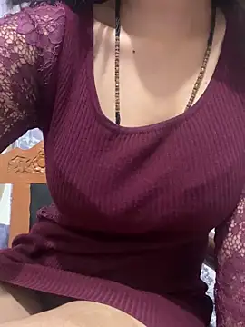 Thirsty_Maya nude strip on cam for live sex video chat