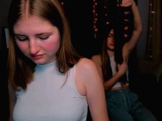 amelia-gold1 nude in Live Sex Cam Girls Room