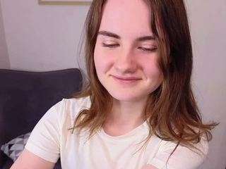 Angela-Johnson nude in Live Sex Cam Girls Room