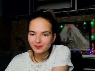 AriLarin nude in Live Sex Cam Girls Room