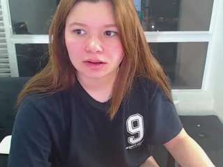 Catalinna02 nude in Live Sex Cam Girls Room