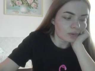 _CrissHeaven_ nude in Live Sex Cam Girls Room