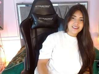 Keendall-Jenner nude in Live Sex Cam Girls Room