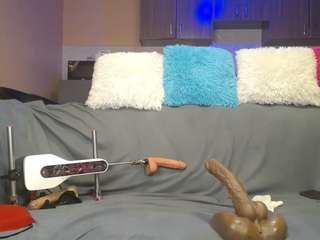 nastybree nude in Live Sex Cam Girls Room