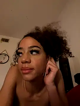 redbonejada nude strip on cam for live sex video chat