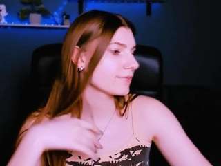 sirena-mooore nude in Live Sex Cam Girls Room