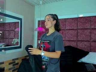Amelia-Jenkins1 nude in Live Sex Cam Girls Room
