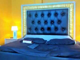 anawells nude in Live Sex Cam Girls Room