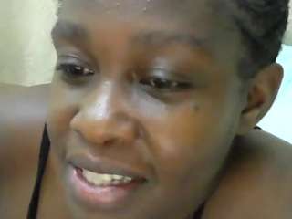 curvy-princess2 nude in Live Sex Cam Girls Room