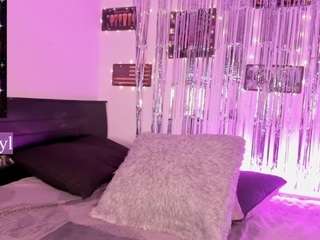 ?, Red Evyl? nude in Live Sex Cam Girls Room