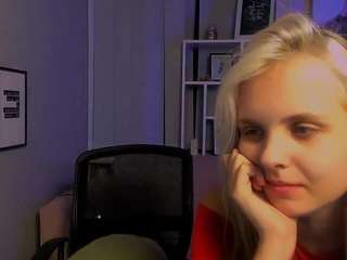 marta-sinnabon nude in Live Sex Cam Girls Room