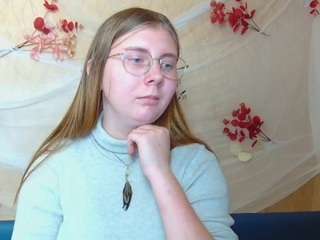 RysaKosaYlya nude in Live Sex Cam Girls Room