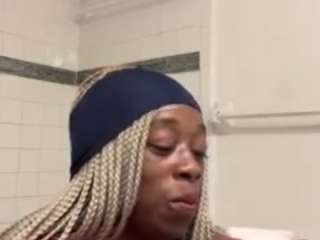 starr-starr nude in Live Sex Cam Girls Room