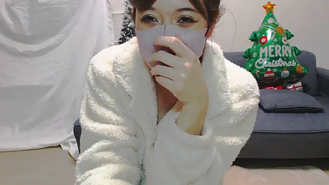 yooooo-chandesu nude strip on cam for live sex video chat