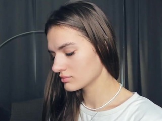 Angellook nude in Live Sex Cam Girls Room