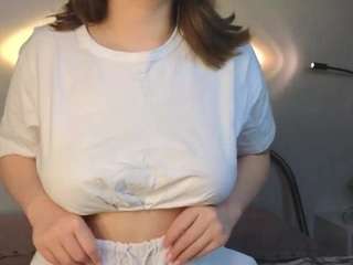 DorettaBlowe nude in Live Sex Cam Girls Room