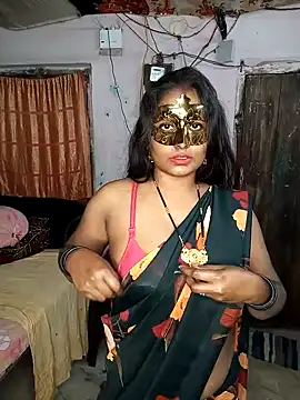 Hotty-rimi nude strip on cam for live sex video chat