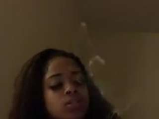 kihleangirl25 nude in Live Sex Cam Girls Room
