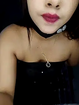 LizaAnn22 nude strip on cam for live sex video chat