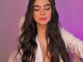 maylin-gales nude in Live Sex Cam Girls Room