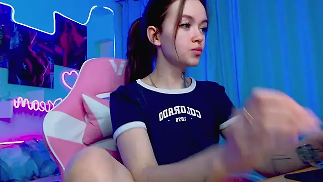 Naughty_Mable nude strip on cam for live sex video chat
