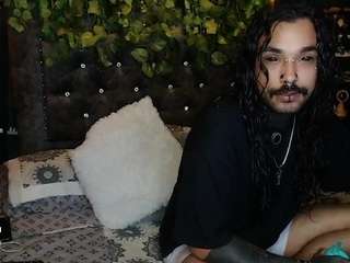 666ariyasmodeo nude in Live Sex Cam Girls Room