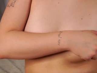 AshleyFrickey nude in Live Sex Cam Girls Room