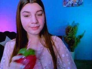 brigi-lace nude in Live Sex Cam Girls Room