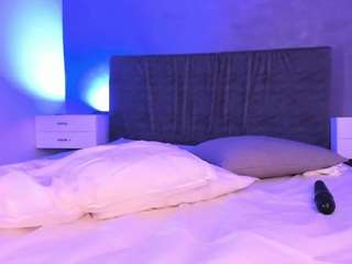 Cherry Snow , ? nude in Live Sex Cam Girls Room