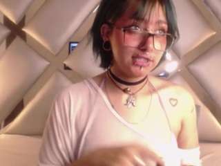 DarkMysterysF nude in Live Sex Cam Girls Room