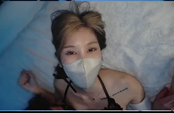 guerrilla_gansya722 nude strip on cam for live sex video chat