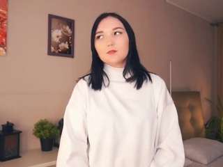 HenriettaBucker nude in Live Sex Cam Girls Room