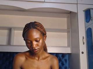 LadyDiva69 nude in Live Sex Cam Girls Room
