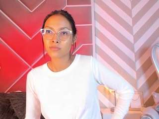TiffanyClaire nude in Live Sex Cam Girls Room