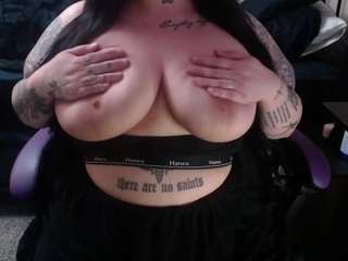 xorileyschembri nude in Live Sex Cam Girls Room