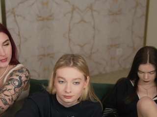 zlata054 nude in Live Sex Cam Girls Room
