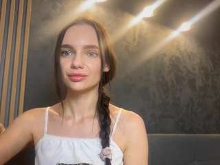 BunnyBella nude in Live Sex Cam Girls Room