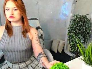 Christine nude in Live Sex Cam Girls Room
