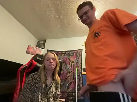 Daddyssllut nude strip on cam for live sex video chat