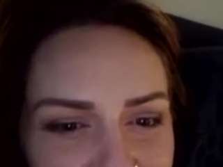 Hiikitty424 nude in Live Sex Cam Girls Room