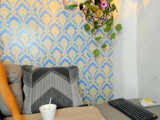 kiara-smithDegradation nude in Live Sex Cam Girls Room