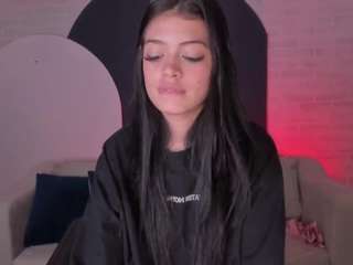 NiaMillerX nude in Live Sex Cam Girls Room