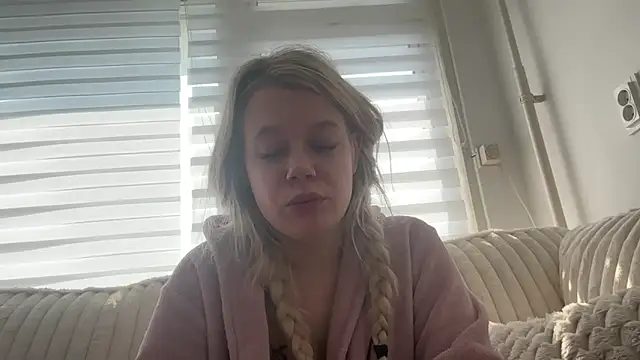 vabunny nude strip on cam for live sex video chat
