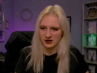 vivienne-sweet nude in Live Sex Cam Girls Room
