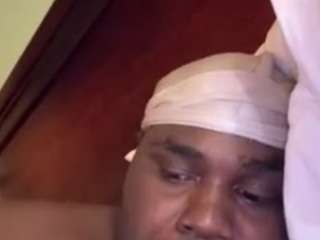 zakiyahsweet16 nude in Live Sex Cam Girls Room